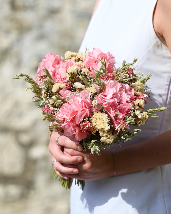 Ramo de novia campestre rosa