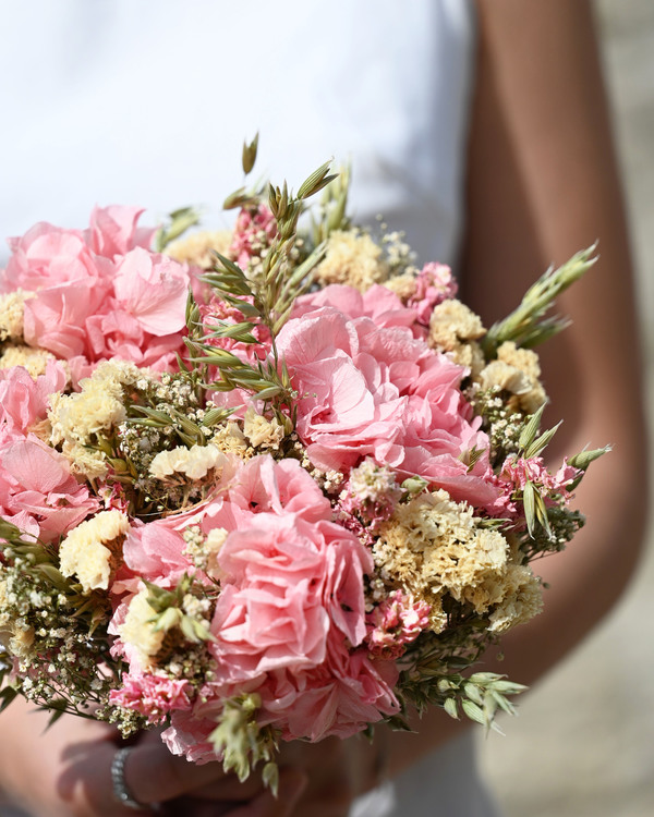 Ramo de novia campestre rosa