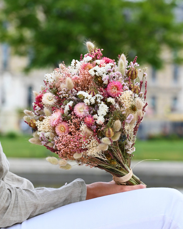 Guillola bouquet