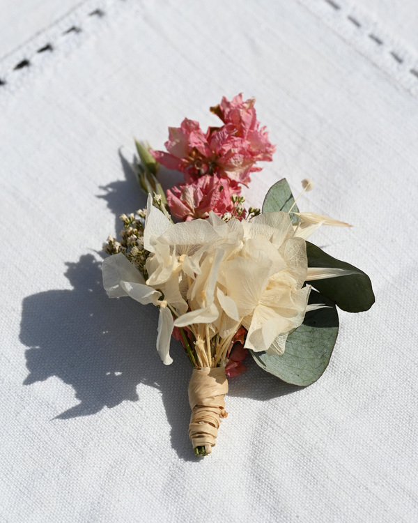 Boutonnière Rosa