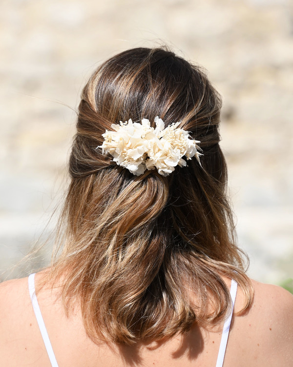 Peigne en fleurs séchées Blanca