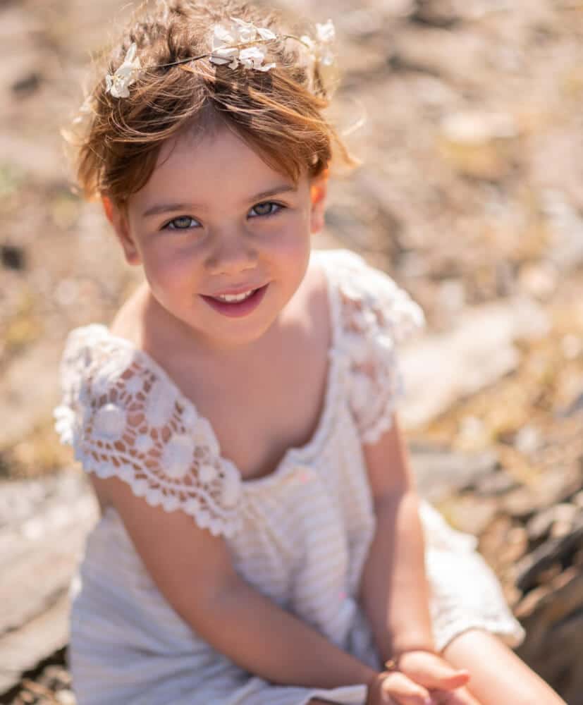 Alma-blanc-enfant couronne de fleurs séchées rosa cadaques