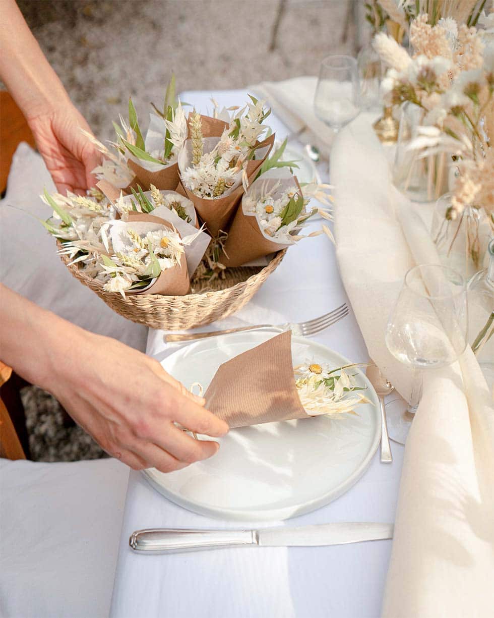 Cadeaux invités fleurs séchées