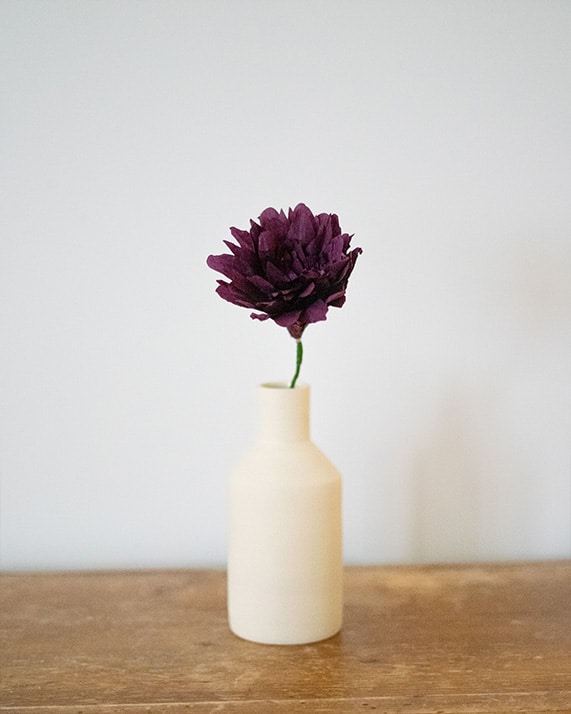 Dahlia aubergine 2 fleurs en papier