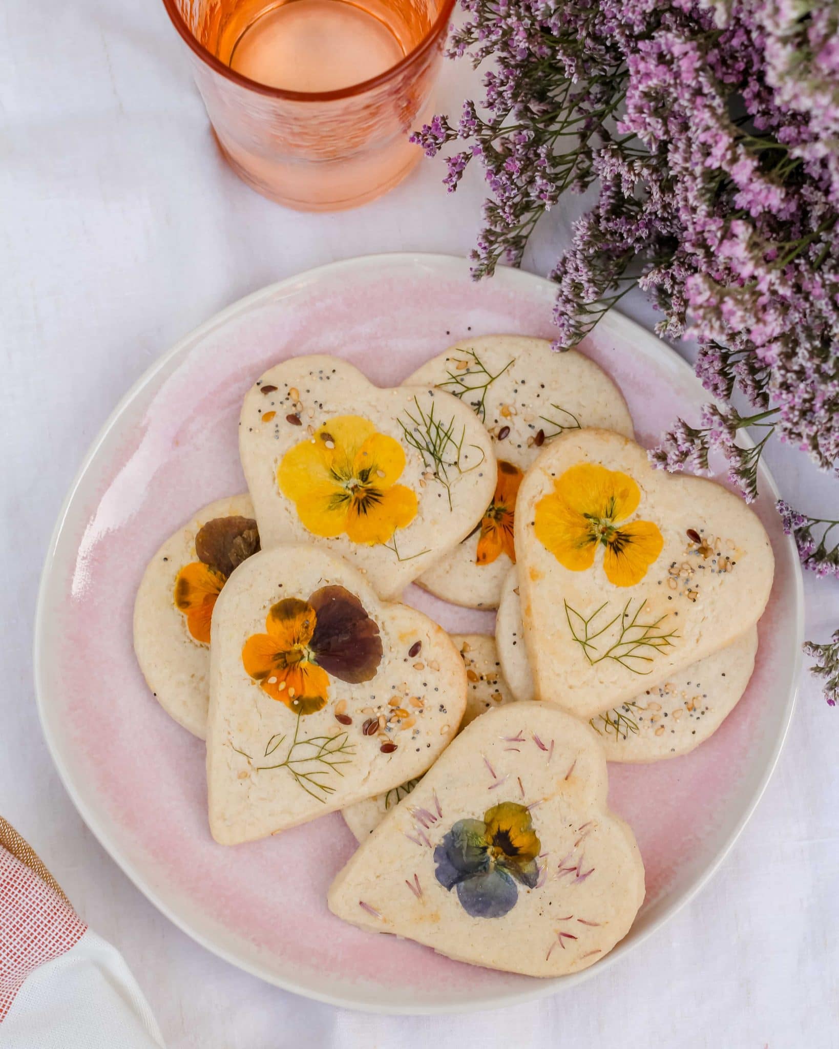 IMG_2816 copie Biscuits sablés aux fleurs séchées Rosa Cadaqués