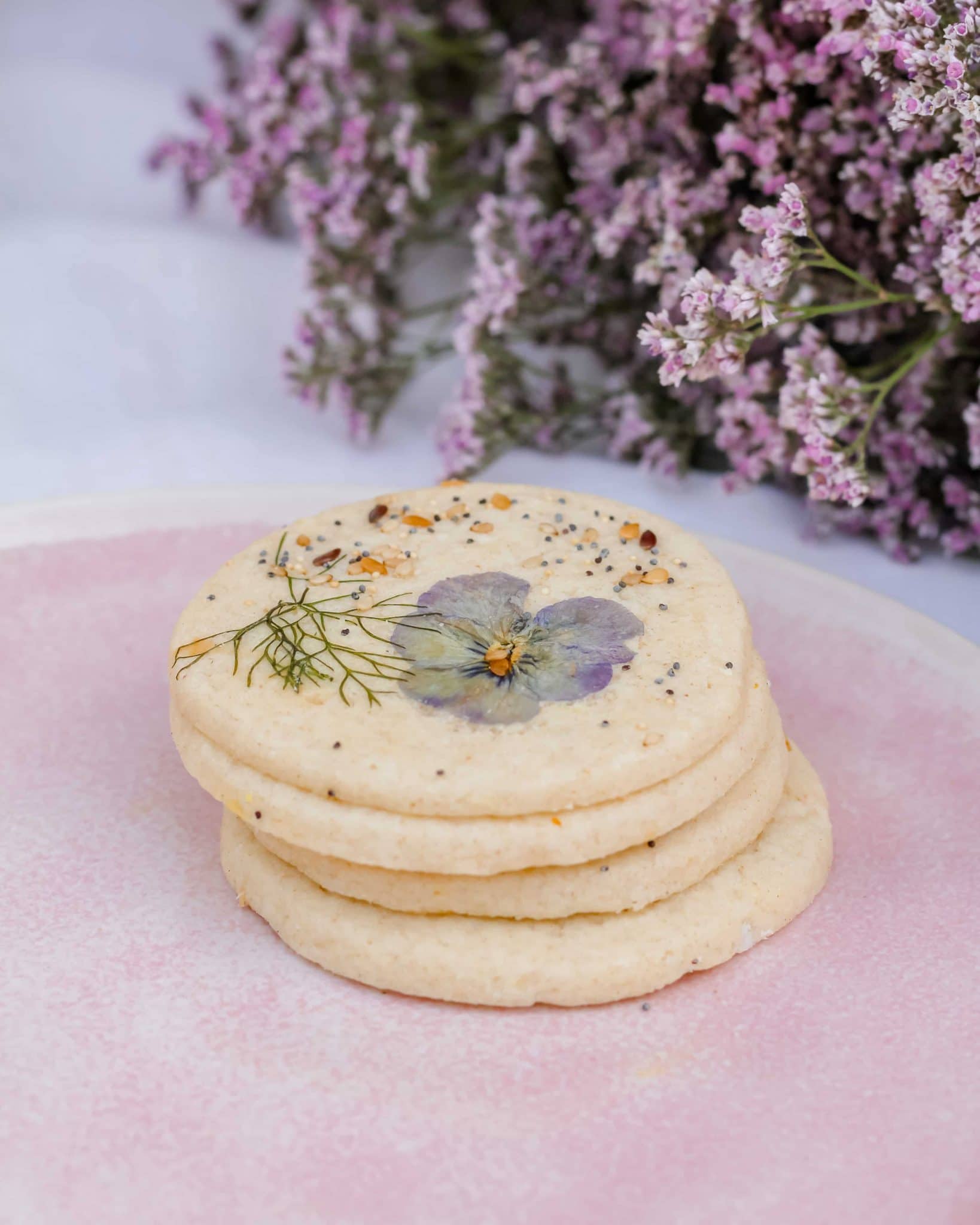 IMG_2821 copie Biscuits sablés aux fleurs séchées Rosa Cadaqués