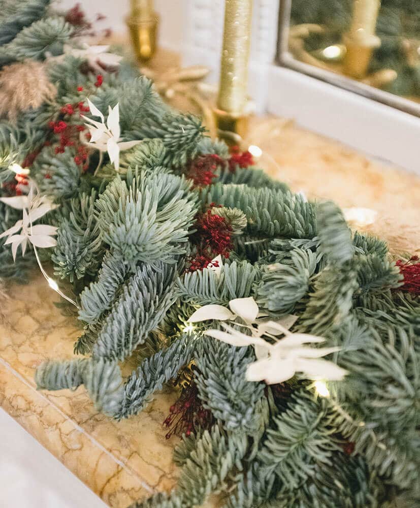 Rosa-Cadaques-guirlande-cheminee-fleurs-sechees-rouge-collection-noel4 Guirlande de cheminee noel rouge fleurs sechees