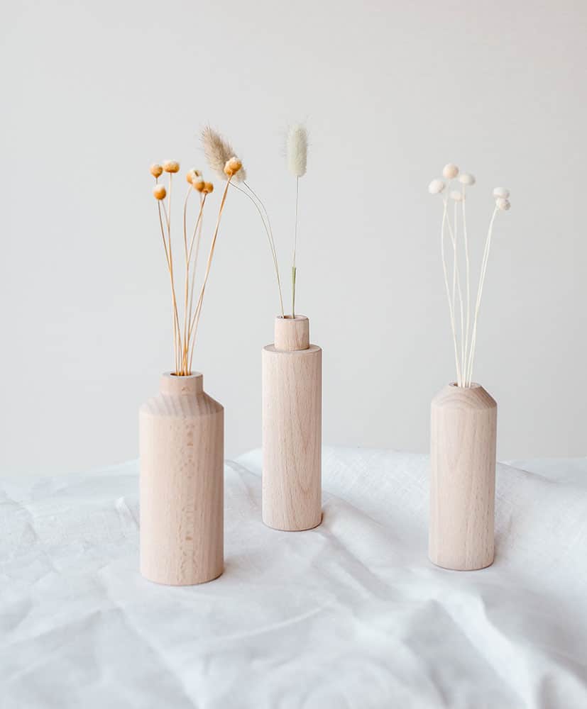 Vase fleurs séchées soliflore en bois