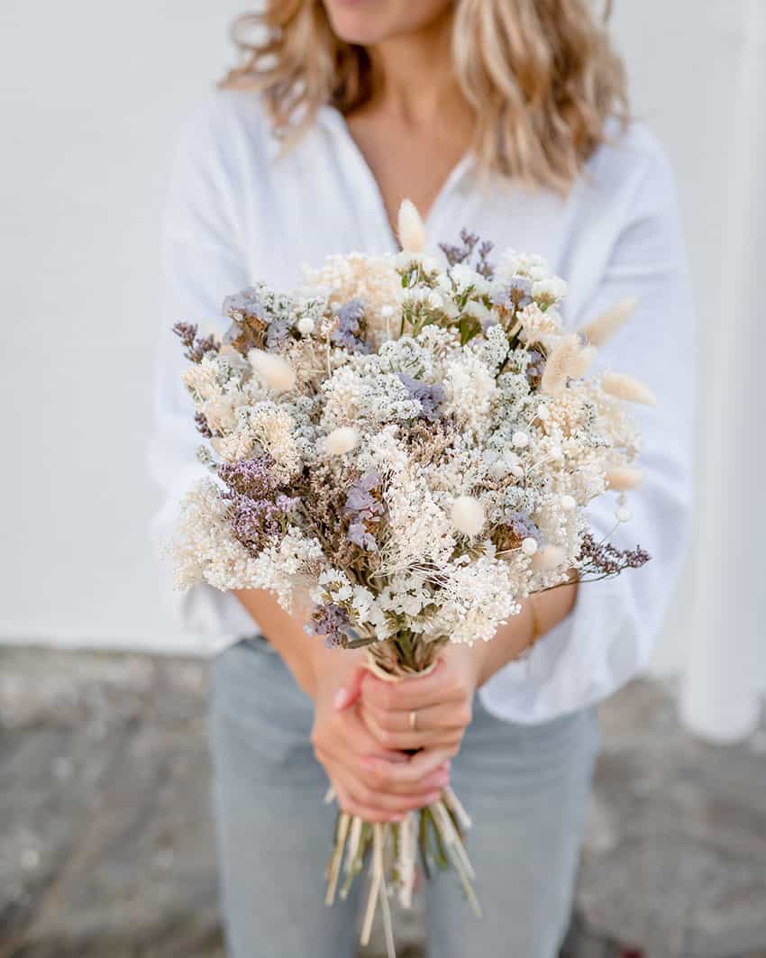 jpg-13 Bouquet de fleurs séchées Rosa Cadaqués blanc et parme