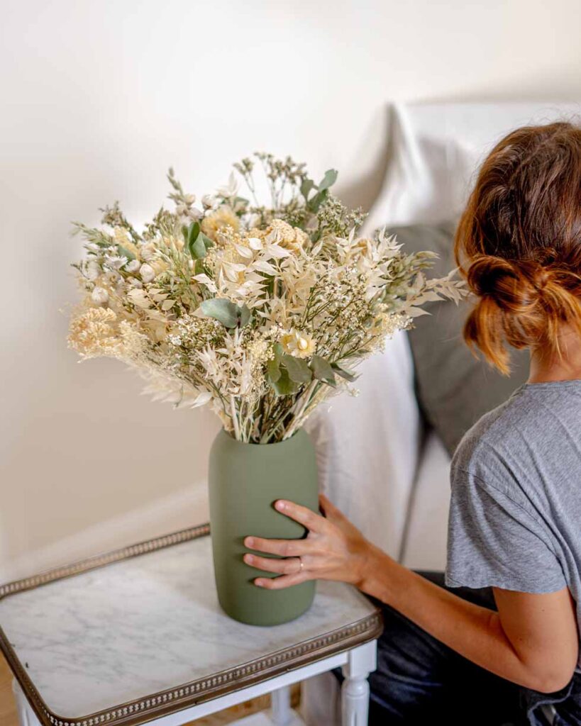 tossa de mar bouquet + vase kaki