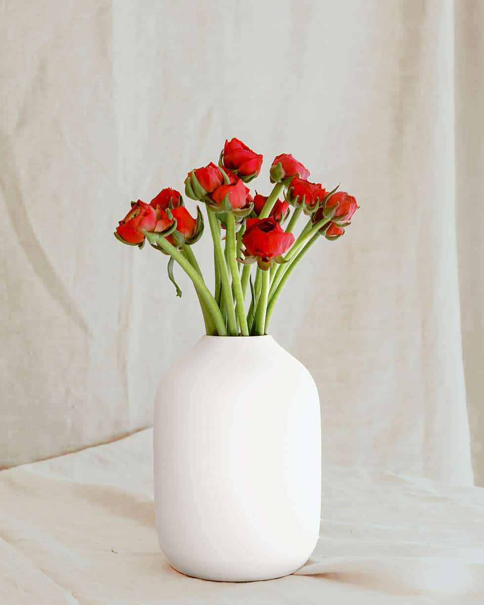 Vase en céramique rose pâle